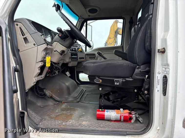 image for item FB3547 2007 Sterling Acterra fuel / lube truck