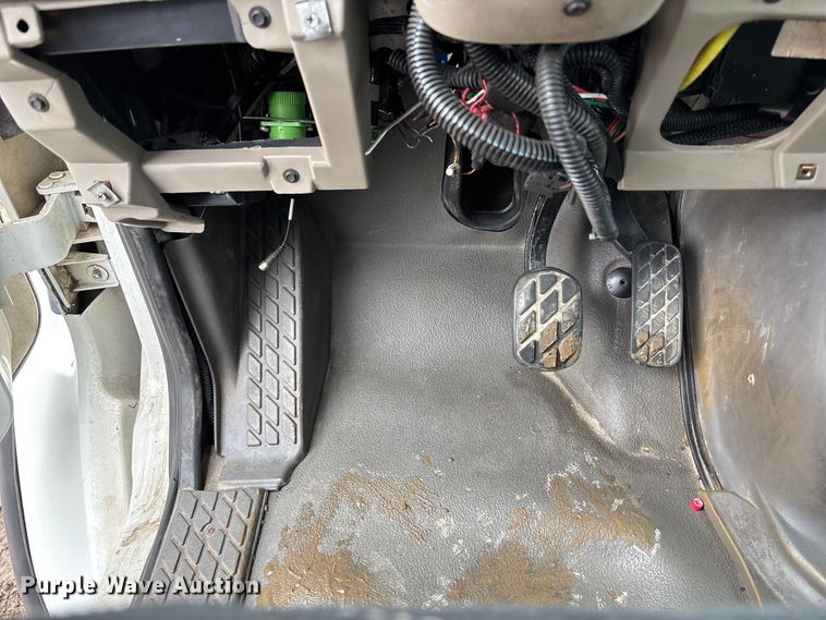 image for item FB3547 2007 Sterling Acterra fuel / lube truck