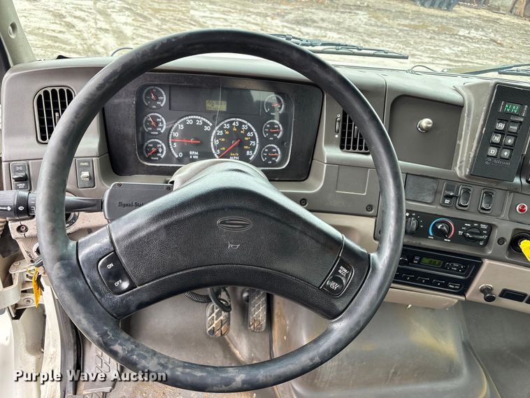 image for item FB3547 2007 Sterling Acterra fuel / lube truck