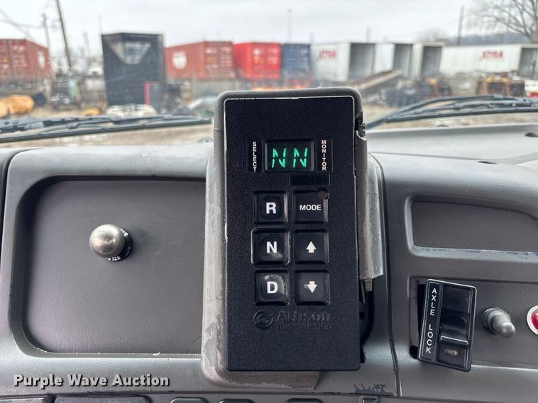 image for item FB3547 2007 Sterling Acterra fuel / lube truck