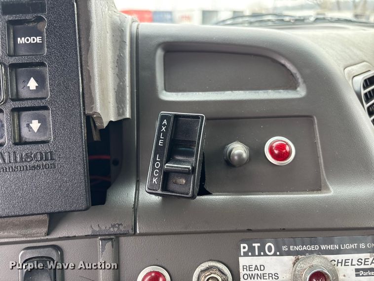 image for item FB3547 2007 Sterling Acterra fuel / lube truck