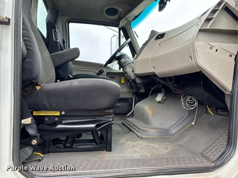 image for item FB3547 2007 Sterling Acterra fuel / lube truck