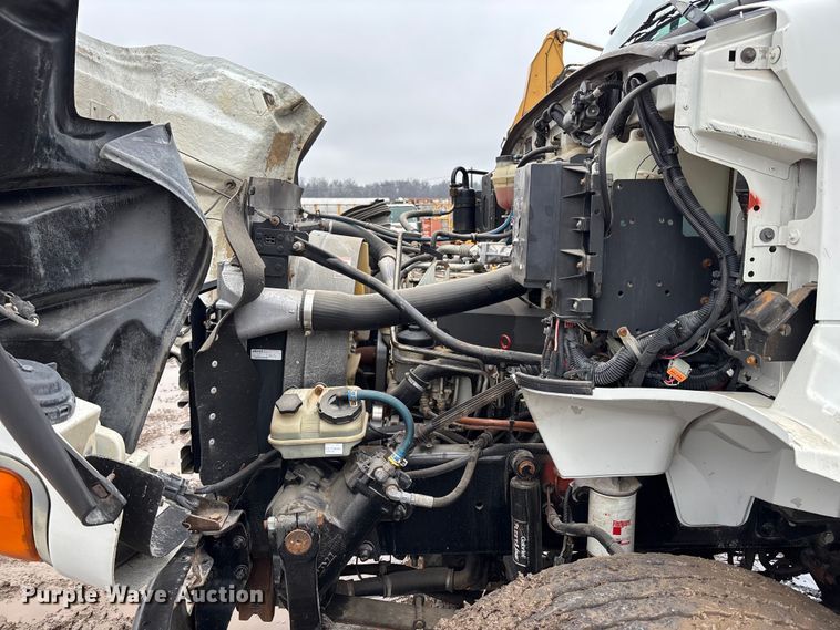 image for item FB3547 2007 Sterling Acterra fuel / lube truck