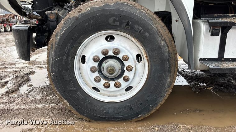 image for item FB3547 2007 Sterling Acterra fuel / lube truck