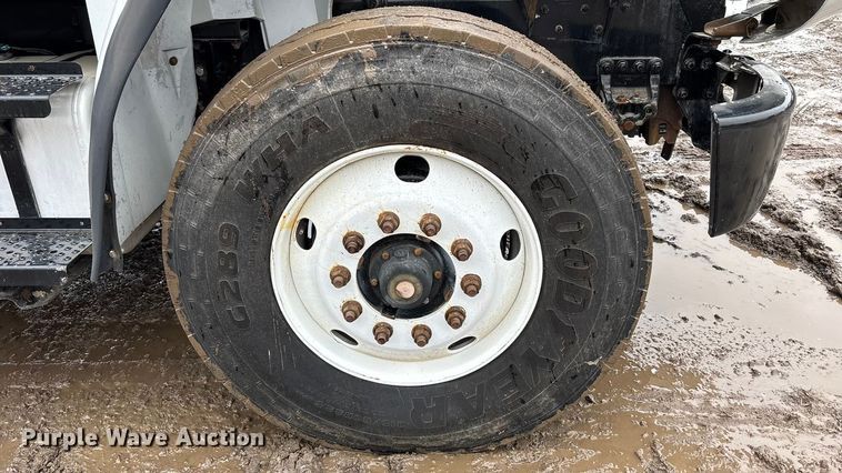 image for item FB3547 2007 Sterling Acterra fuel / lube truck