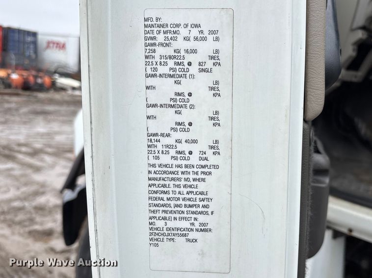 image for item FB3547 2007 Sterling Acterra fuel / lube truck