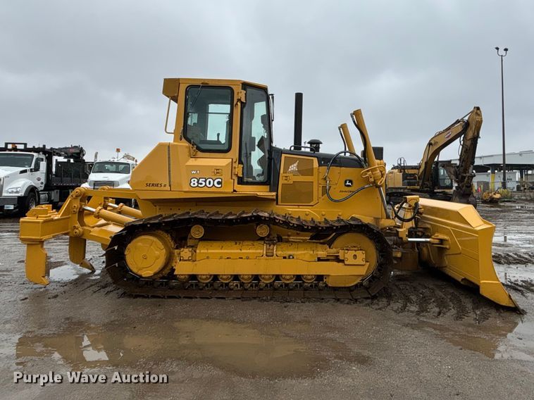 image for item FB3548 John Deere 850C 