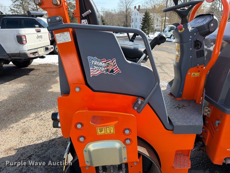 image for item FB7980 2023 Hamm HD12VV double drum vibratory roller