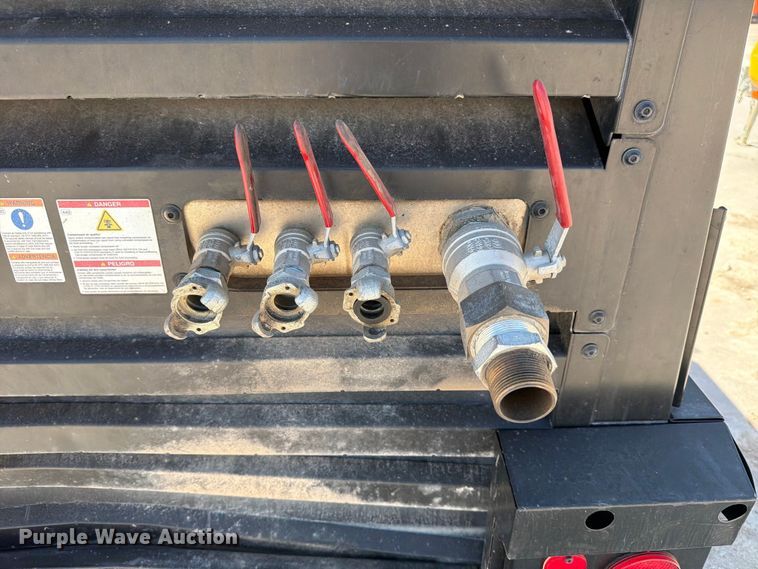 image for item FB7981 2022 Kaeser M118 air compressor