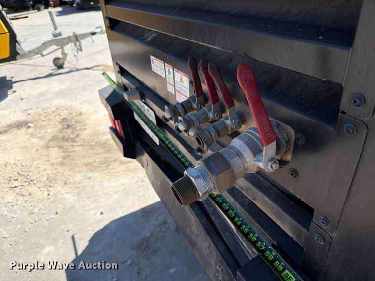 image for item FB7981 2022 Kaeser M118 air compressor