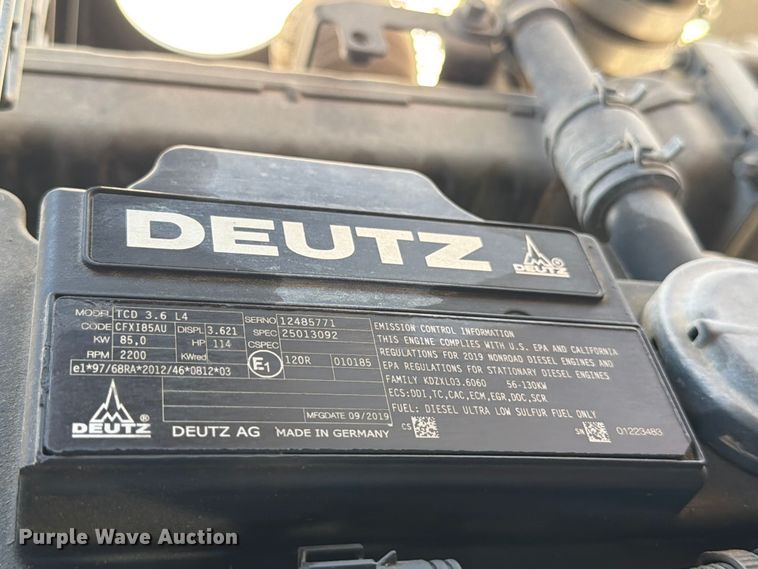 image for item FB7981 2022 Kaeser M118 air compressor