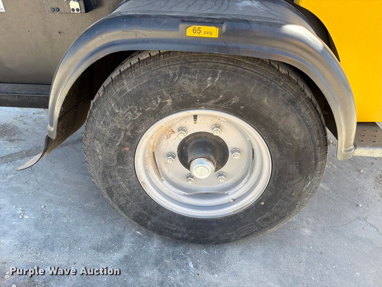 image for item FB7981 2022 Kaeser M118 air compressor