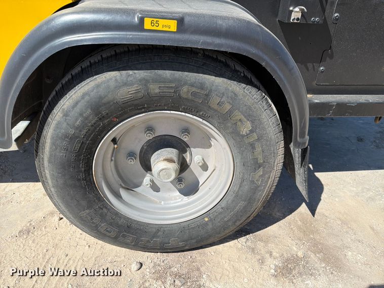 image for item FB7981 2022 Kaeser M118 air compressor