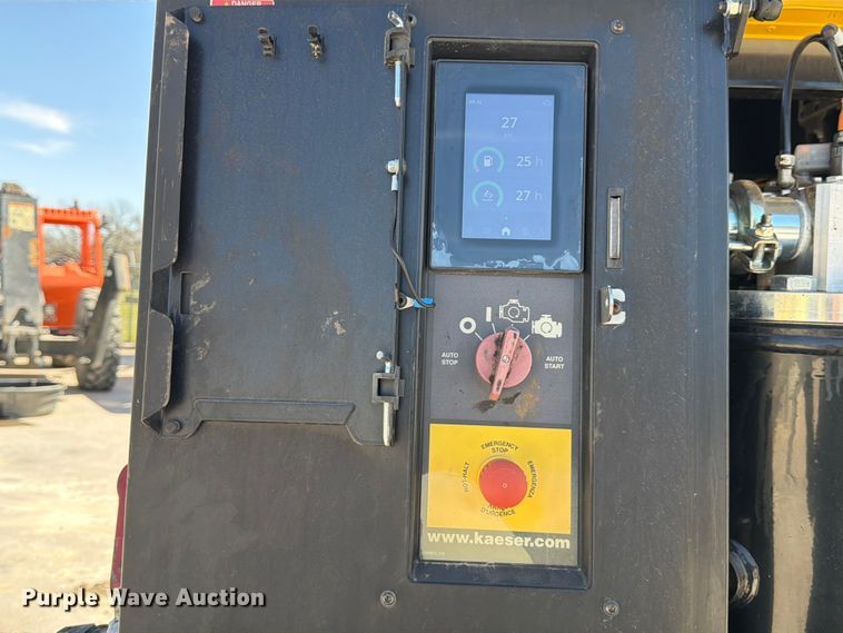 image for item FB7982 2022 Kaeser M118 air compressor