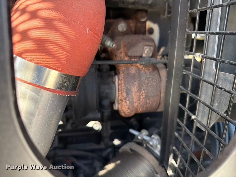 image for item FB7982 2022 Kaeser M118 air compressor