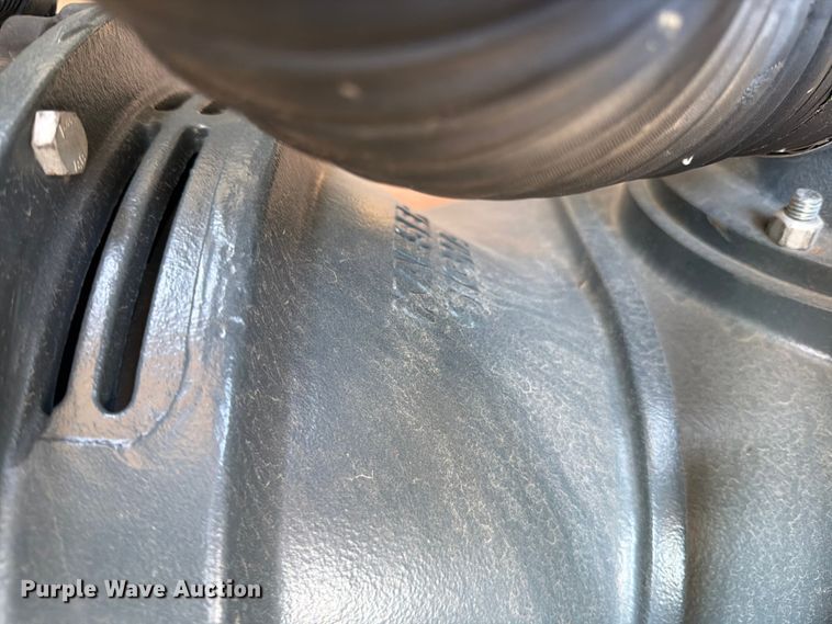 image for item FB7982 2022 Kaeser M118 air compressor