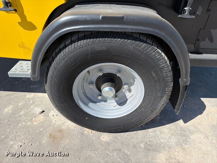 image for item FB7982 2022 Kaeser M118 air compressor