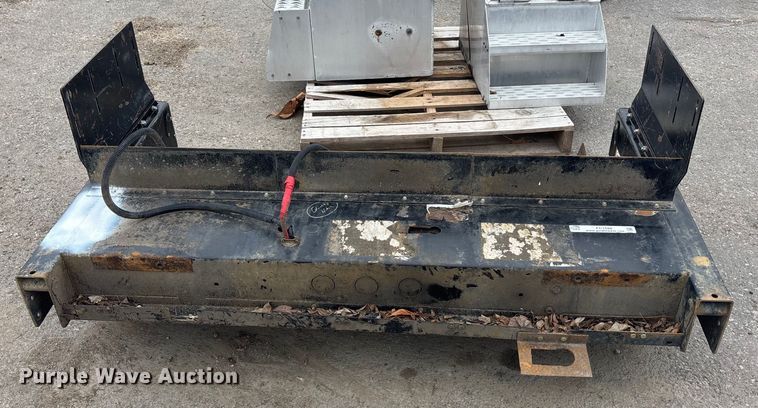 image for item FC1588 Tommy Gate lift gate