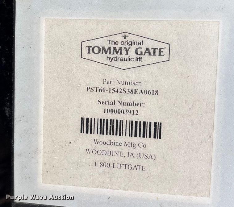 image for item FC1588 Tommy Gate lift gate