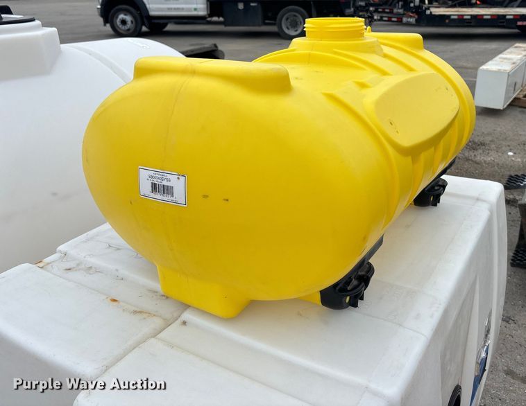 image for item FC1589 (3) poly tanks