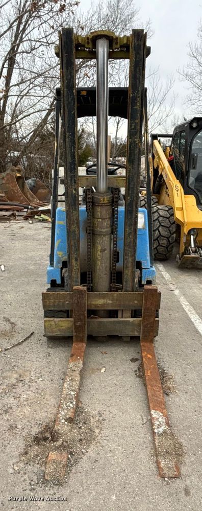 image for item FC1590 Clark C500-40 forklift