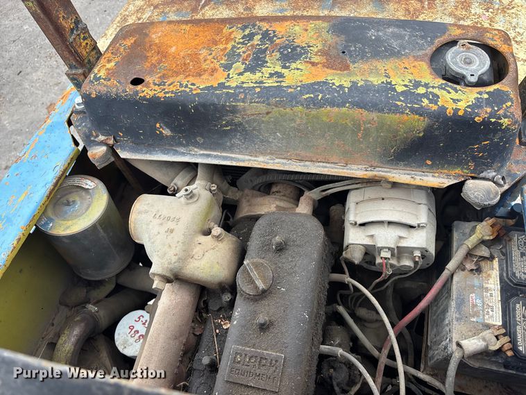 image for item FC1590 Clark C500-40 forklift