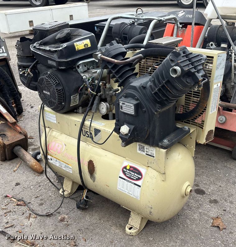 image for item FC1591 Ingersoll Rand 2475 air compressor