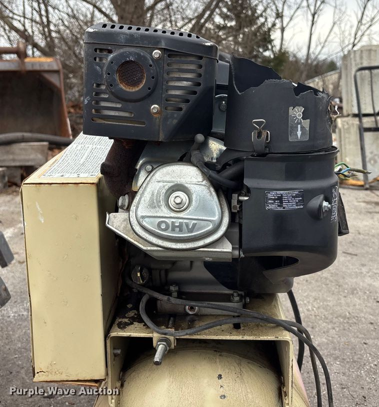 image for item FC1591 Ingersoll Rand 2475 air compressor