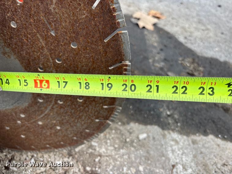 image for item FC1592 (2) Husqvarna FS 520 concrete saws