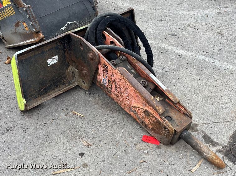 image for item FC1593 Stanley MB250 skid steer breaker