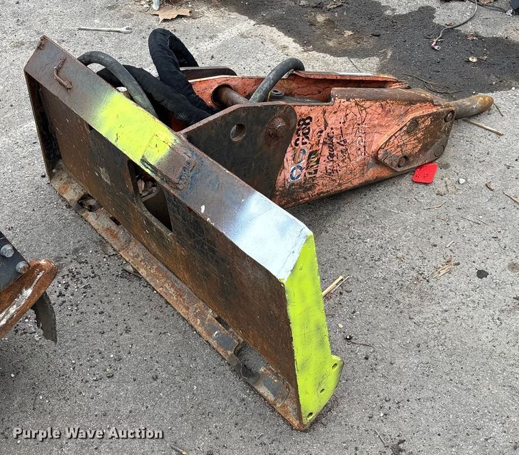 image for item FC1593 Stanley MB250 skid steer breaker