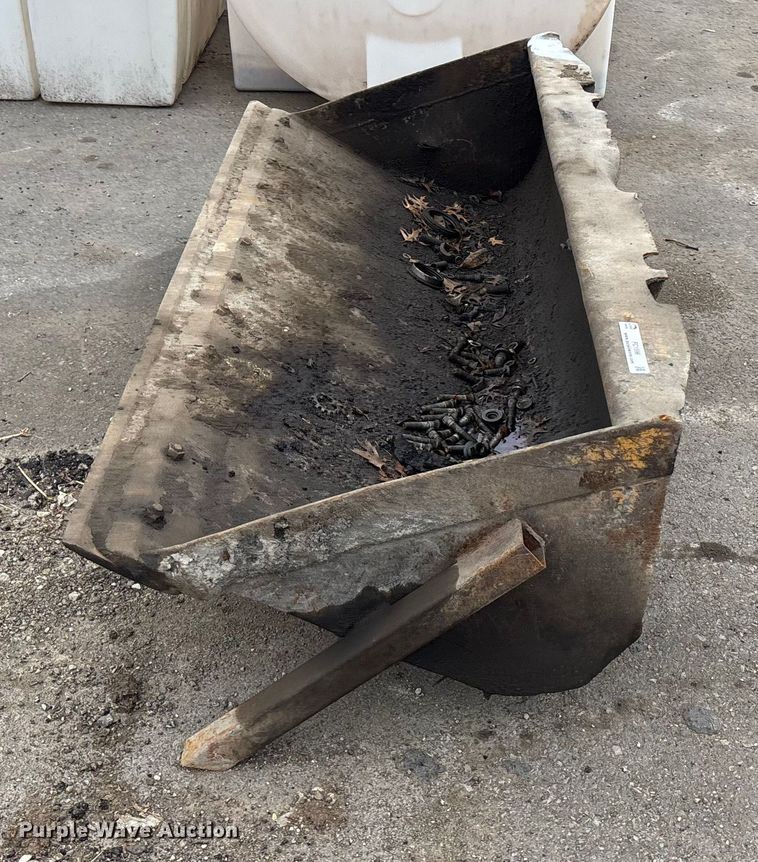 image for item FC1596 Skidsteer 72