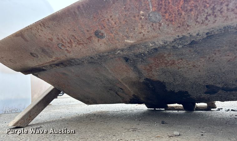 image for item FC1596 Skidsteer 72