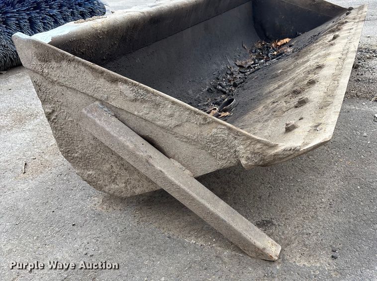 image for item FC1596 Skidsteer 72