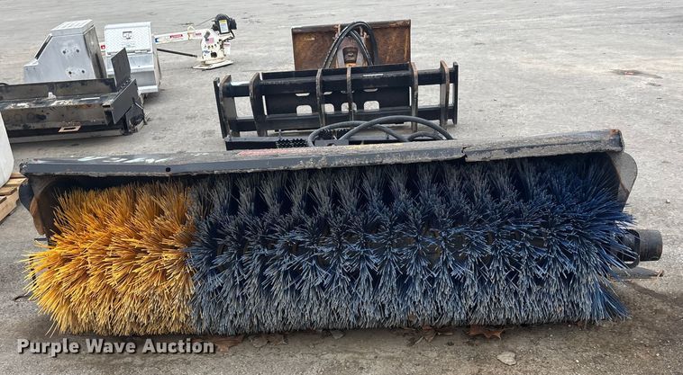 image for item FC1597 Caterpillar BA118C skid steer broom