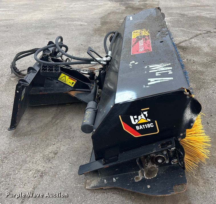 image for item FC1597 Caterpillar BA118C skid steer broom