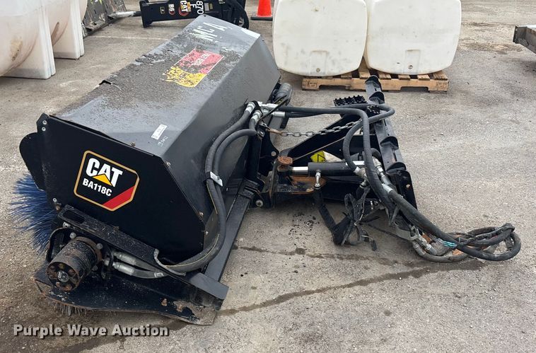 image for item FC1597 Caterpillar BA118C skid steer broom