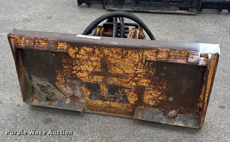 image for item FC1599 Stanley MB350 skid steer breaker