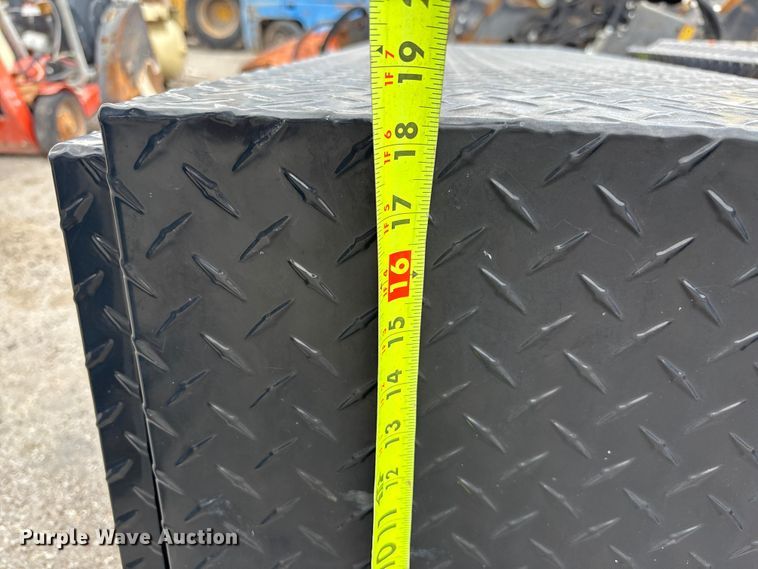 image for item FC1600 (5) toolboxes