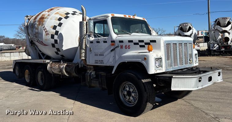 image for item FC1602 1994 International F-2574 ready mix truck