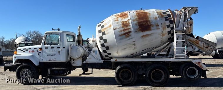 image for item FC1602 1994 International F-2574 ready mix truck