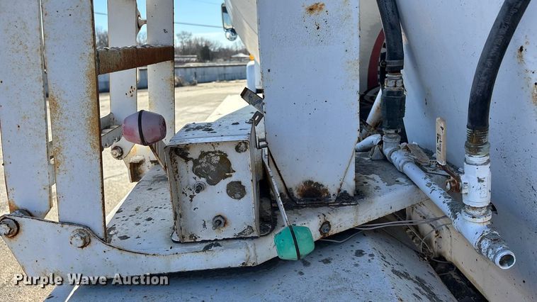 image for item FC1602 1994 International F-2574 ready mix truck