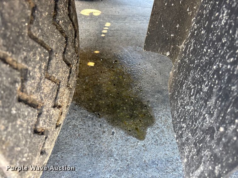 image for item FC1602 1994 International F-2574 ready mix truck