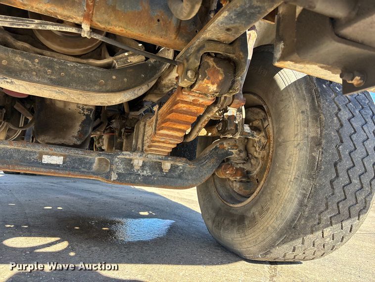 image for item FC1602 1994 International F-2574 ready mix truck