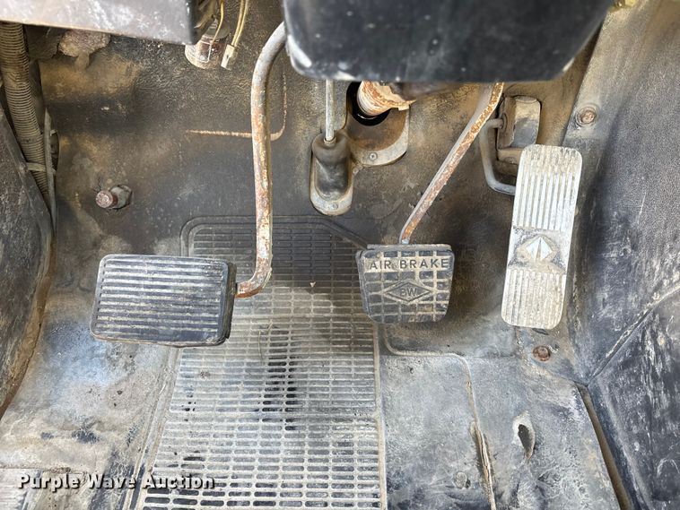 image for item FC1602 1994 International F-2574 ready mix truck