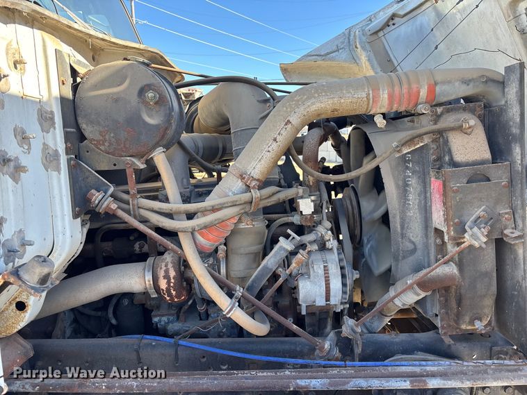 image for item FC1602 1994 International F-2574 ready mix truck