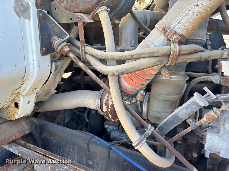image for item FC1602 1994 International F-2574 ready mix truck