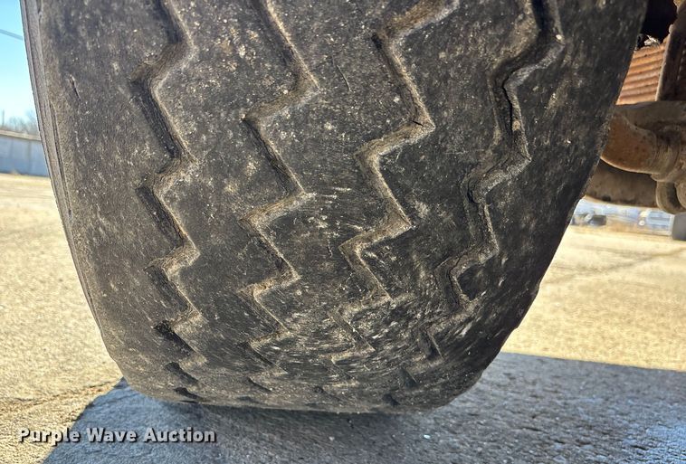 image for item FC1602 1994 International F-2574 ready mix truck