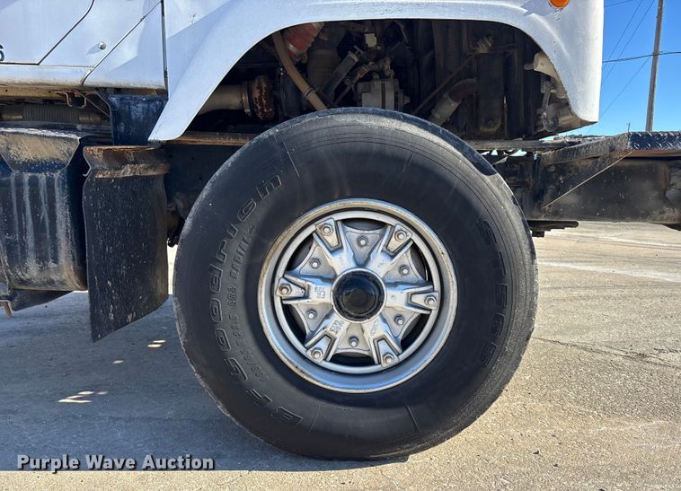 image for item FC1602 1994 International F-2574 ready mix truck