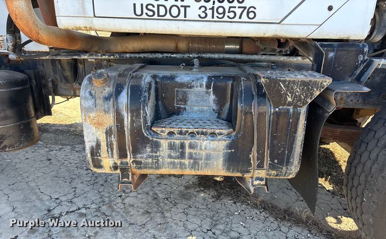 image for item FC1603 1994 International F-2574 ready mix truck